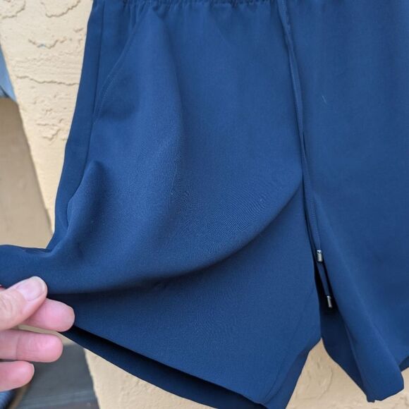 EUC St. John Navy Blue Knit Loose Fit Drawstring Activewear Bermuda Shorts M - Picture 3 of 16